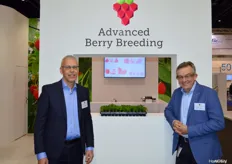 Wim Aalberberg and Henk Pennings of Advanced Berry Breeding.